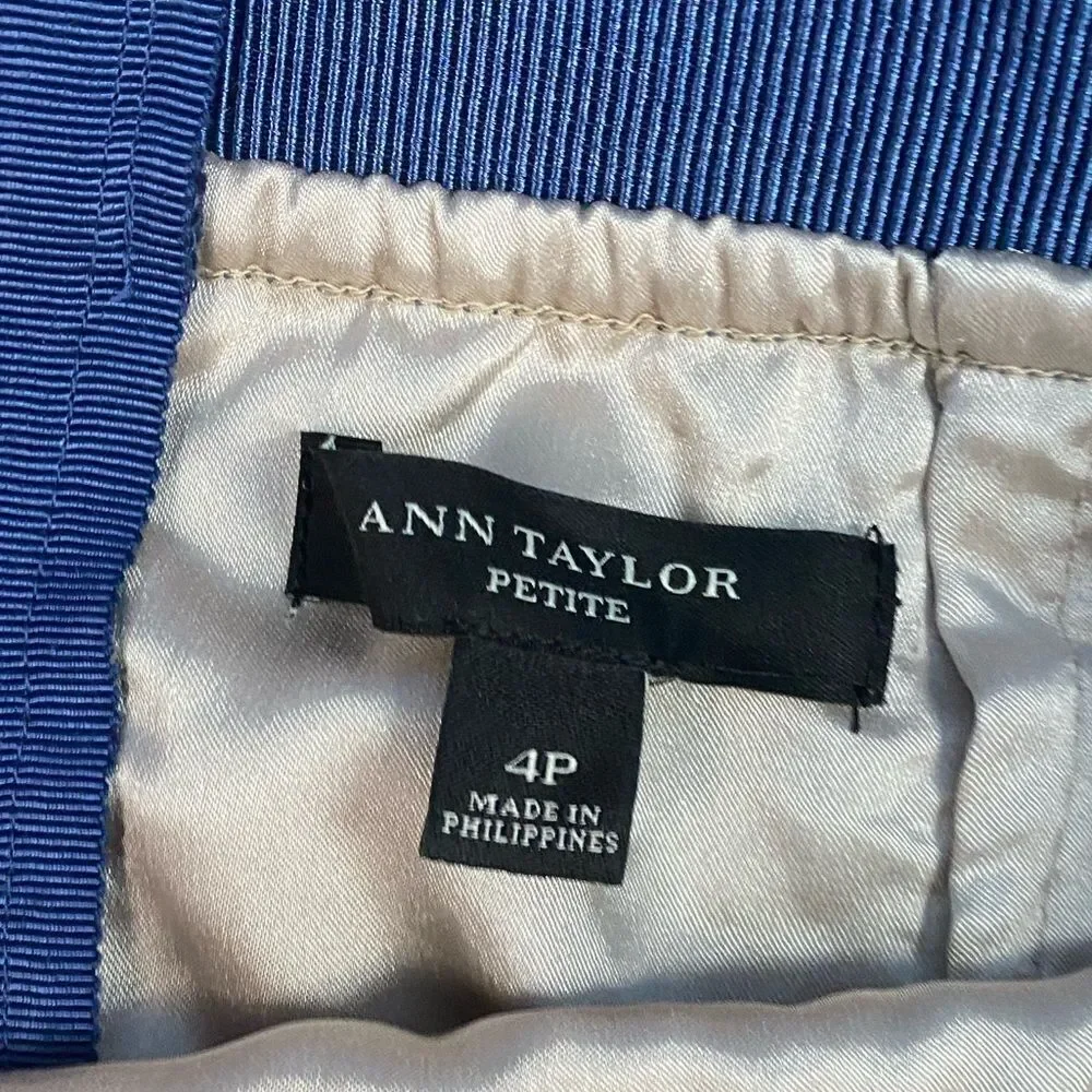 Ann Taylor skirt‎ set with elegant lace detailing Top Sz XSP. Btm 4P